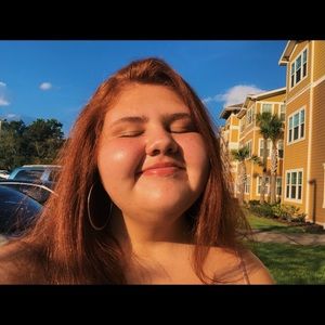 Meet your Posher, Bella